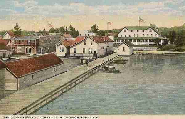 Cedar Inn - Old Postcard (newer photo)